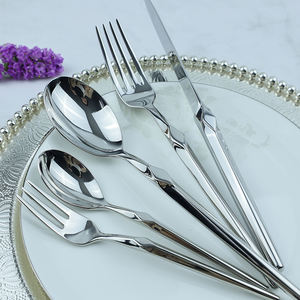 Ensemble de couverts en acier inoxydable réutilisables pour la maison avec poignées de créateur Couverts en métal faciles à laver Poignées antidérapantes - Product Image 3