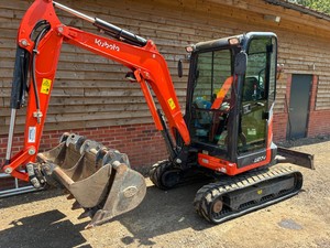 รถขุดขนาดเล็ก Kubota U27-4 แบบ Zero Swing พร้อมใช้งานจากโรงงาน เครื่องยนต์ดีเซล ระบบไฮดรอลิก สำหรับงานก่อสร้างและเกษตรกรรม - Product Image 3