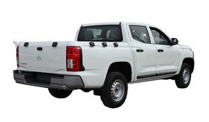 Camioneta Usada 4x4 Doble Cabina 2.4 L Turbo Diésel Manual 5 Asientos - Product Image 4