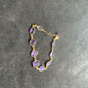 Élégant argent sterling 925 plaqué or de 3 microns Améthyste naturelle Style tendance plaqué or de 3 microns pour les anniversaires - Product Image 5