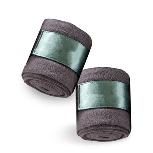 Vendas y protectores premium para caballos, diseñados para protección de las patas, comodidad, soporte, entrenamiento, recuperación y cuidado diario en el establo ecuestre. - Product Image 3
