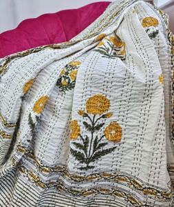 Venta al por mayor nueva llegada indio Vintage Kantha hecho a mano impreso algodón ecológico todas las estaciones decoración del hogar - Product Image 1