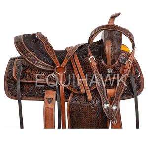 Selle de cheval de barrière en cuir léger de haute qualité de style western avec harnais et bride assortis incluses - Product Image 1