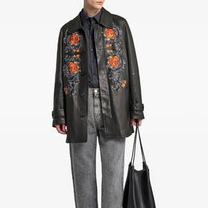 Chaquetas de Cuero para Hombre, Diseño Nuevo, 100% Cuero, Logotipo Frontal Bordado, Estilo Urbano, Impermeables y Resistentes al Viento para Invierno - Product Image 3