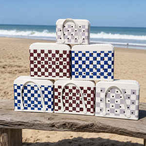 Sac de plage en EVA à motif damier personnalisé, imperméable, style caoutchouc, à ouverture supérieure, autoportant, lavable, pour les vacances, vente en gros - Product Image 1