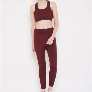 Conjunto de Leggings y Sujetador Deportivo de Yoga para Mujer, con Logotipo Personalizado, Cintura Alta Elástica, Efecto Push-Up, Ropa Deportiva, Color Sólido - Product Image 4