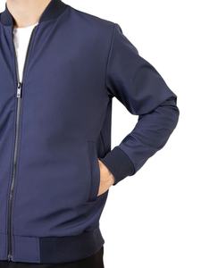 เสื้อแจ็คเก็ตบอมเบอร์ผู้ชายแบบลำลองสำหรับฤดูใบไม้ร่วง คอตั้ง ผลิตจากโพลีเอสเตอร์ 100% กันน้ำ - Product Image 3