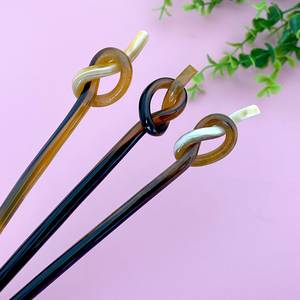 Catégorie de produit Brunt et pinces à cheveux en corne sculptées Artisanat naturel - Product Image 1