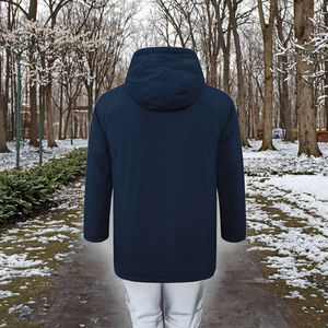 Chaqueta acolchada para hombre, gruesa, con aislamiento, suave, para invierno, OEM, ODM, personalizada, cálida, transpirable, duradera y con estilo. - Product Image 3