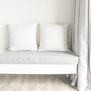 หมอนสีขาวสำหรับโซฟาหมอนสบายสำหรับนอนหมอนสมบูรณ์แบบและหมอนนอนที่ดีที่สุด - Product Image 4