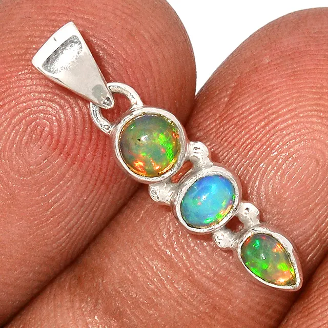 Doğal etiyopya Opal taş Dainty kolye, Birthstone şifa kristalleri hediye takı 14K altın kaplama 925 ayar gümüş