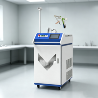 Machine de soudage au laser à fibre portative pour le soudage à haute vitesse des métaux, de l'acier inoxydable, de l'aluminium, du fer et des composants industriels