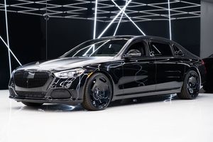 Limited Spec 2023 <b>S</b>-class <b>s</b> 680 <b>9</b>-Speed Automatic 12 Cyl 4D Sedan - Product Image 3