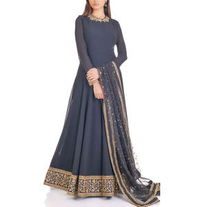 2025 nouveaux modèles superbe qualité pakistanaise indienne Punjabi fête porte Eid Collection nouvelle mousseline de soie 3 pièces ensemble en soie - Product Image 3