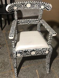 Chaise à bascule en incrustation d'os faite à la main pour décor de salle à manger ou de villa - Product Image 2