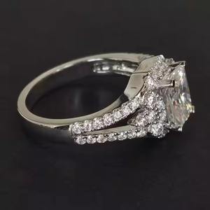 Bague de fiançailles élégante originale en or 14 carats, coupe rayonnante, cultivée en laboratoire, bague de mariage pour elle - Product Image 5