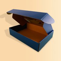 Boîte postale en carton personnalisée avec logo de marque OEM, fabriquée en papier ondulé pour l'emballage, l'expédition et la livraison de vêtements