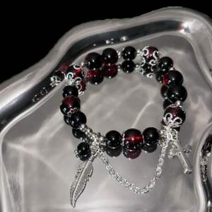 72ore Women's <b>Beaded</b> Black Red <b>Silver</b> Feather Charm <b>Bracelet</b> Trendy Party Prom Vacation Accessories Stylish Gift - Product Image 2