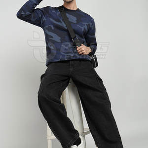 Sweat-shirt élégant pour hommes avec col rond classique et touche moderne idéal pour le bureau Style décontracté Sweat-shirt pour hommes modernes - Product Image 2