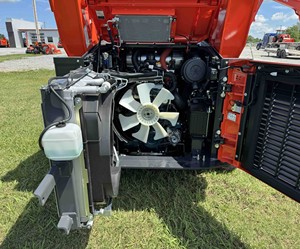 รถตักดินขนาดเล็กคุณภาพสูง Kubota SVL75-3 เครื่องยนต์ดีเซล PLC กำลัง 75 กิโลวัตต์ พร้อมปั๊มแรงดันสูง รับประกัน 2 ปี เหมาะสำหรับงานจัดสวน - Product Image 3