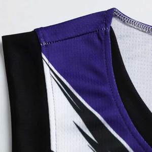 Uniforme de basket-ball imprimé avec nom d'équipe, livraison rapide, fabricant en gros, uniforme de basket-ball unisexe en vrac - Product Image 5