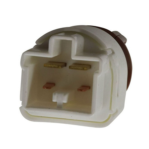 สวิตช์ไฟเบรกเหมาะสำหรับ: ซูซูกิ เอริโอ แกรนด์ วิทาร่า คิซาชิ SX4 - Product Image 2
