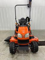 Traktor Kebun Kubota BX2370 4WD 23HP Bekas Kondisi Baik Dengan Implementasi Mesin Pemotong Rumput Tersedia Untuk Dijual