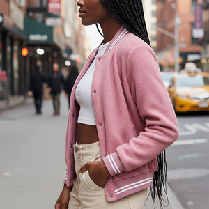 Chaqueta Universitaria de Invierno Gruesa y Cálida Hecha a Medida ODM/OEM, Chaqueta de Béisbol con Logotipo Bordado en Chenilla Personalizado de Talla Grande - Product Image 6