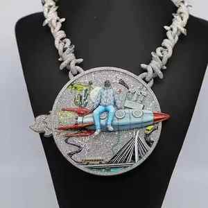 Colgante Hip Hop de plata esterlina completa de forma redonda exagerada personalizada con diseño único de diamante para suministro directo de raperos - Product Image 1