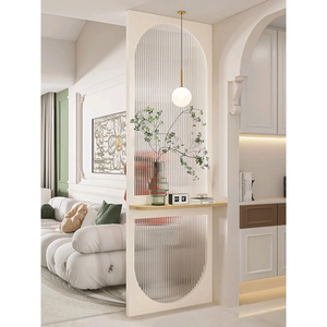 Console d'entrée sur mesure avec panneau mural côtelé, étagère ouverte, détails courbés et dimensions ajustées pour les entrées de maison - Product Image 4