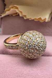 Bague de fiançailles en diamant de laboratoire sur mesure, coupe unique, or jaune 14 carats, ailes fines, design unique, unisexe, cadeau de fête - Product Image 2