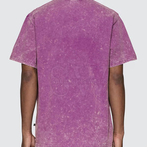 Camiseta para hombre con lavado ácido, tela resistente con ajuste cómodo, ideal para uso casual, estilo urbano y ropa diaria relajada. - Product Image 5