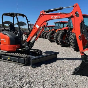 Excavadora Compacta Hidráulica Kubota KX033-4 de 3.3T |   Miniexcavadora Kubota KX033-4 de 3.3 toneladas para paisajismo - Product Image 1