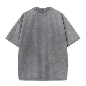 Camiseta de hombre de buena calidad con lavado ácido, personalizable con logo, cuello redondo, oversize, estilo urbano, lisa, unisex. - Product Image 3
