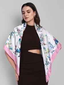 Tela de Pañuelo Estampada en Satén Personalizada con Etiqueta Blanca, Servicio OEM ODM para Eventos Promocionales, Marca y Marketing - Product Image 4