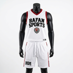 Conjunto de camiseta y pantalones cortos de baloncesto para hombre, transpirable, de malla de poliéster, diseño de paneles blancos y rojos, logotipo personalizado por sublimación para conjunto masculino. - Product Image 1