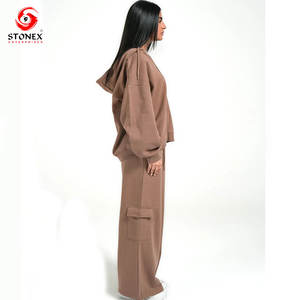 Conjunto Deportivo Informal con Capucha para Mujer, de Alta Calidad, Secado Rápido, con Logotipo Personalizado, Tallas Grandes, Servicio OEM para Moda de Invierno - Product Image 2