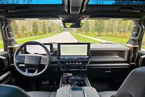 SUPER CLEAN 2024 G-M-C HUMMER EV SUV EDICIÓN 1 LISTO PARA SER ENVIADO - Product Image 4