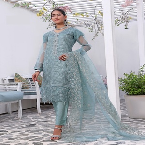 Colección de Bodas de diseñadores pakistaníes para mujer Trajes de seda Salwar Kameez de 3 piezas Volume Zabeen de Bin Hameed - Product Image 1