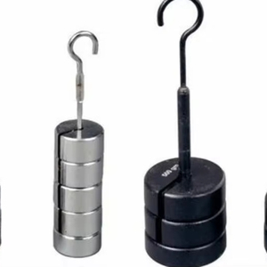 Lot de 5 cintres en acier doux 250X 5 gm peints en noir avec fentes Fournitures éducatives - Product Image 1