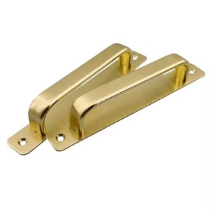 Tirador de puerta dorado sencillo con acabado elegante, perfecto para la puerta principal, dormitorio, oficina y decoraciones interiores modernas para el hogar de la India - Product Image 1