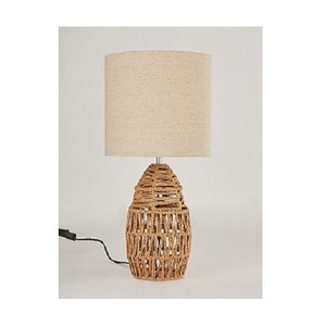 Lámpara de Mesa LED de Mimbre de Estilo Rústico Moderno Personalizada de la Colección Iqbal, Acabado Natural en Blanco y Negro, de Lujo - Product Image 1