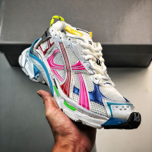 Chaussures de sport de luxe de haute qualité, logo de marque original, Runner 7.5 3XL Track 3 LED, chaussures décontractées pour hommes et femmes, chaussures sales - Product Image 1