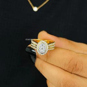 Anillo de Compromiso Cristiano de Lujo con Halo de Diamantes Redondos Brillantes CVD en Oro Sólido de 14K - Product Image 5