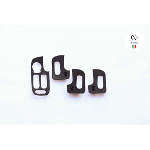 Cubierta de botón (5p 4 ventanas eléctricas) 147 / Gt - v3 - Product Image 1