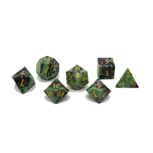 Dados de Piedra de Alta Calidad, Rubí Zoisita, Cristal Natural, Piedras Preciosas de Sanación Reiki, Dados de Piedra Grabados Personalizados, Cristal Vikingo - Product Image 1