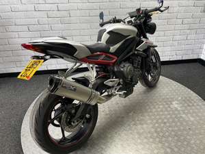 Último Modelo en Oferta, Nueva TR-IUM-PH STR-EET TR-IP-LE R con 2 Años de Garantía Internacional - Product Image 2