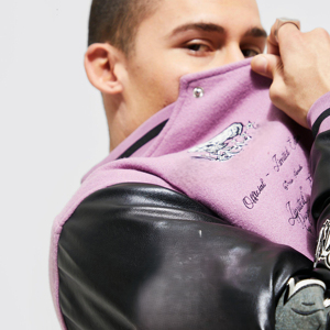 Chaqueta de béisbol universitaria informal para hombre con logotipo y soporte de parches bordados de chenilla de alta calidad personalizada de fabricante OEM para invierno - Product Image 4