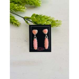 Boucles d'oreilles pendantes en argent sterling et coquillage rose du sud-ouest avec améthyste, diamant, quartz et perle pour mariage, fête ou cadeau - Product Image 1