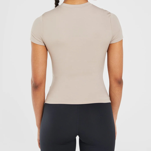 T-shirts de course pour femmes avec logo personnalisé vêtements de yoga à manches courtes vêtements de sport pour femmes T-shirts de course à vendre prix raisonnable - Product Image 2